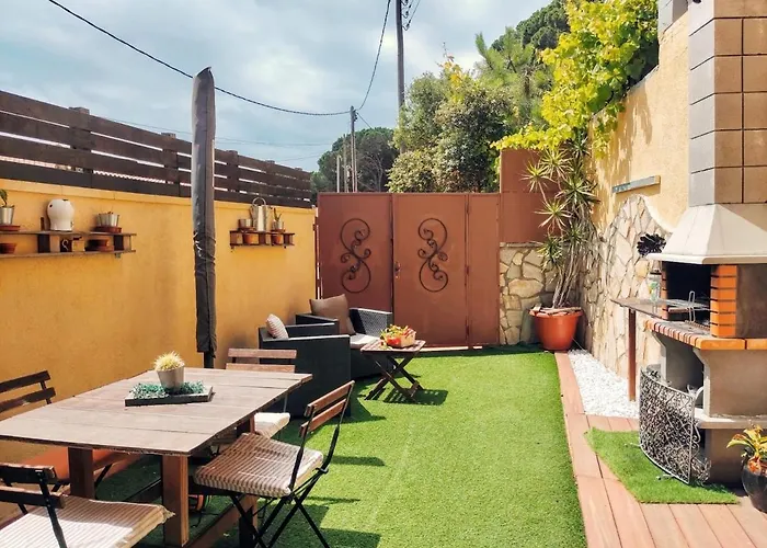 Villa Anglada, With A Private Pool And Jacuzzi