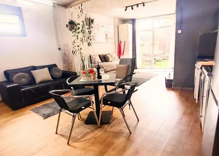 Anglada, With A Private Pool And Jacuzzi Villa *