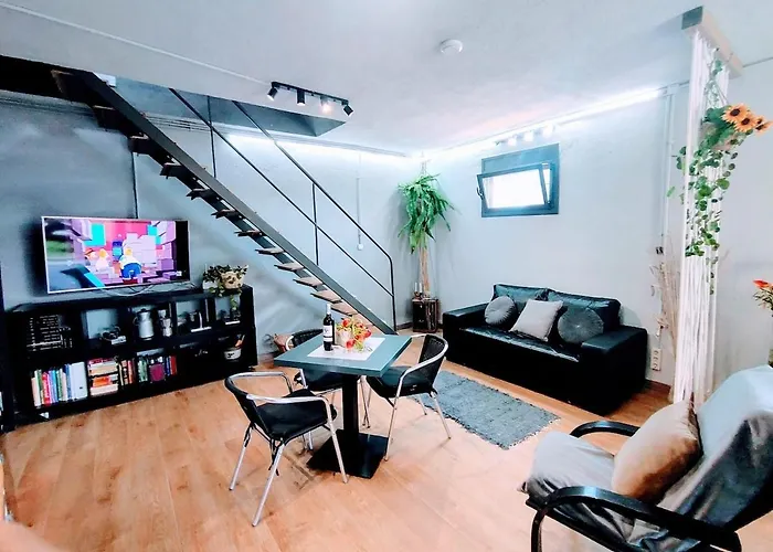 Villa Anglada, With A Private Pool And Jacuzzi *